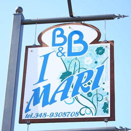 B&B I Mari Torpè Extérieur photo
