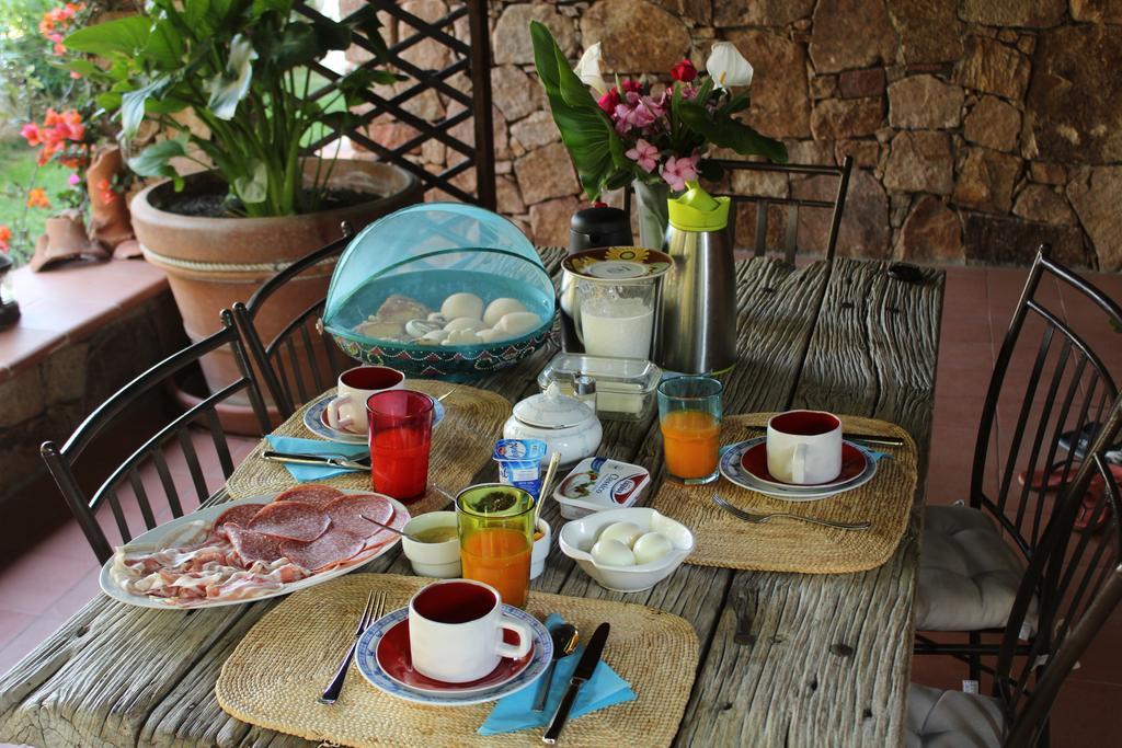 B&B I Mari Torpè Extérieur photo
